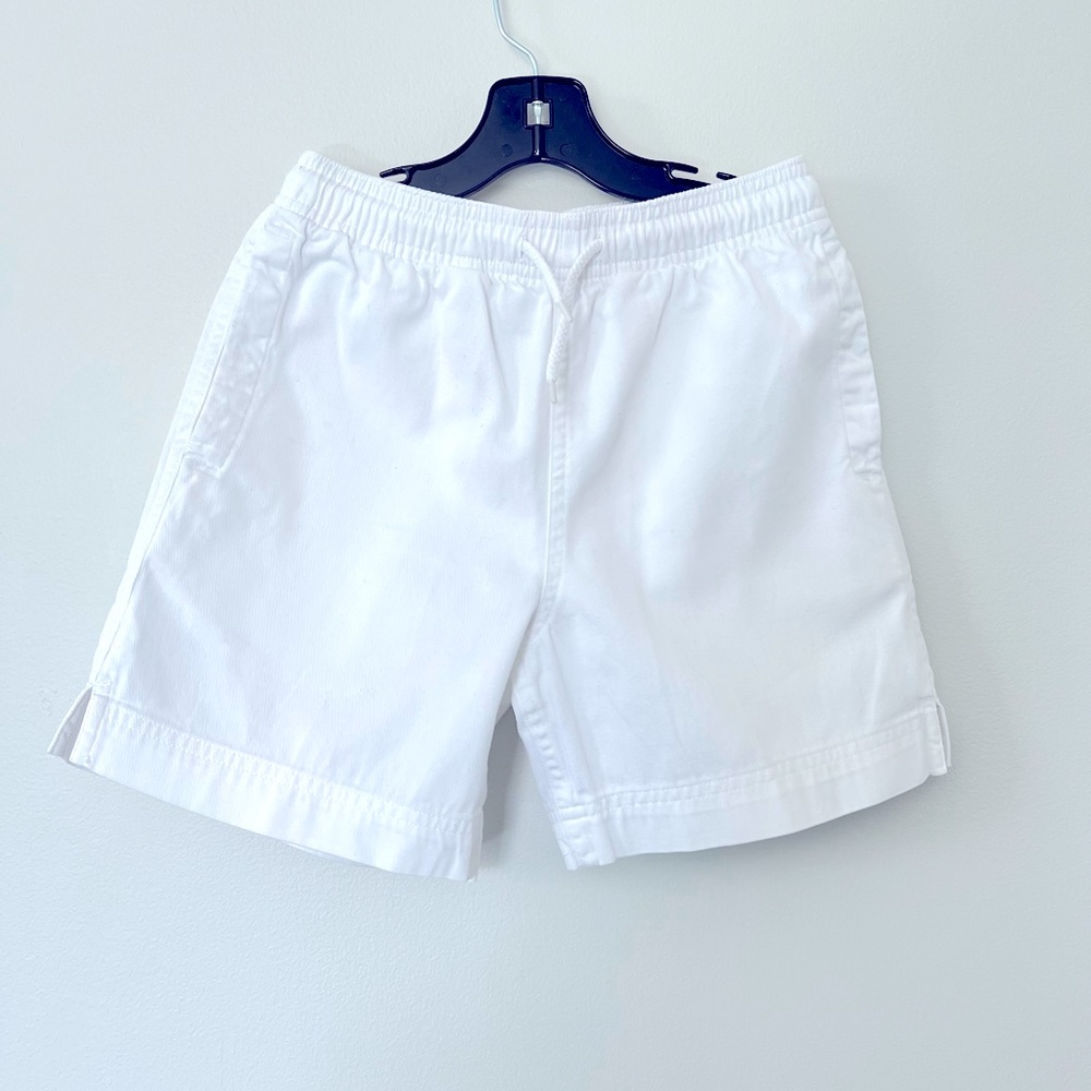 Hanna Andersson white short 6-7